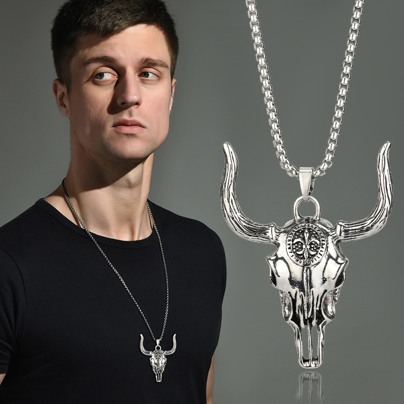 Fashion Punk Cow Head Pendant Personalized Necklace