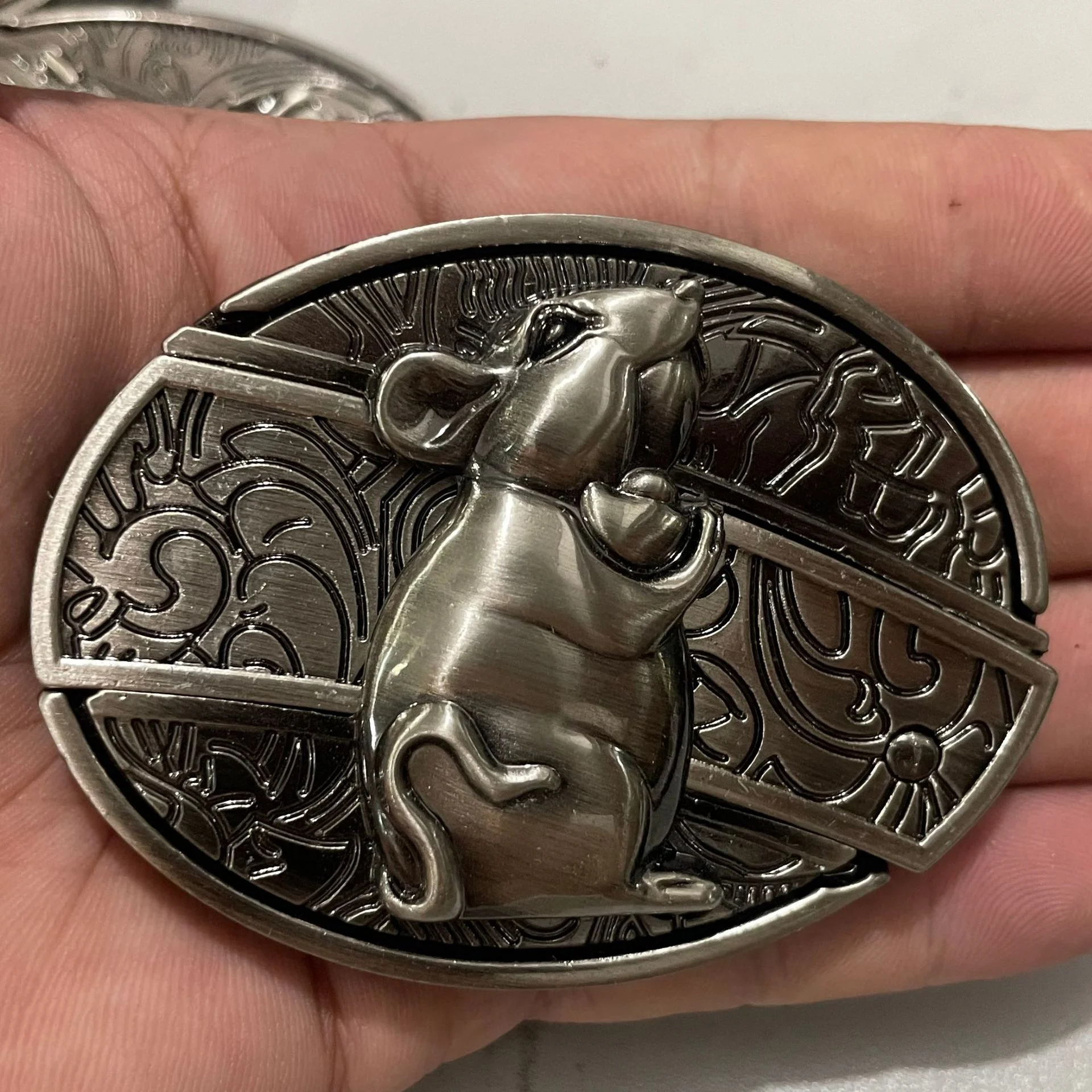 (New Arrival)Fashion Punk Creative Belt Buckle With Knife - Mouse