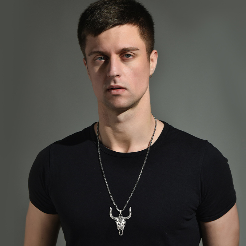 Fashion Punk Cow Head Pendant Personalized Necklace