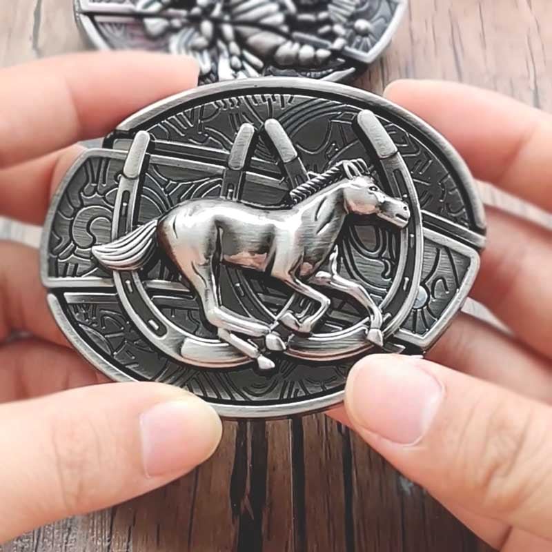 Fashion Punk Men's Creative Belt Buckle With Knife - Running Horse