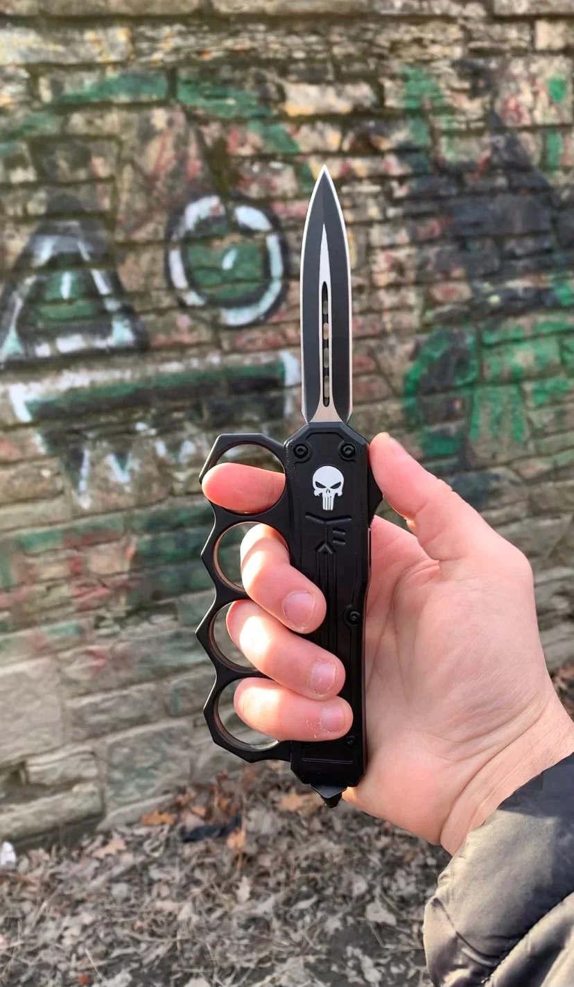 Spartan Punisher Skull Knuckle OTF Knife
